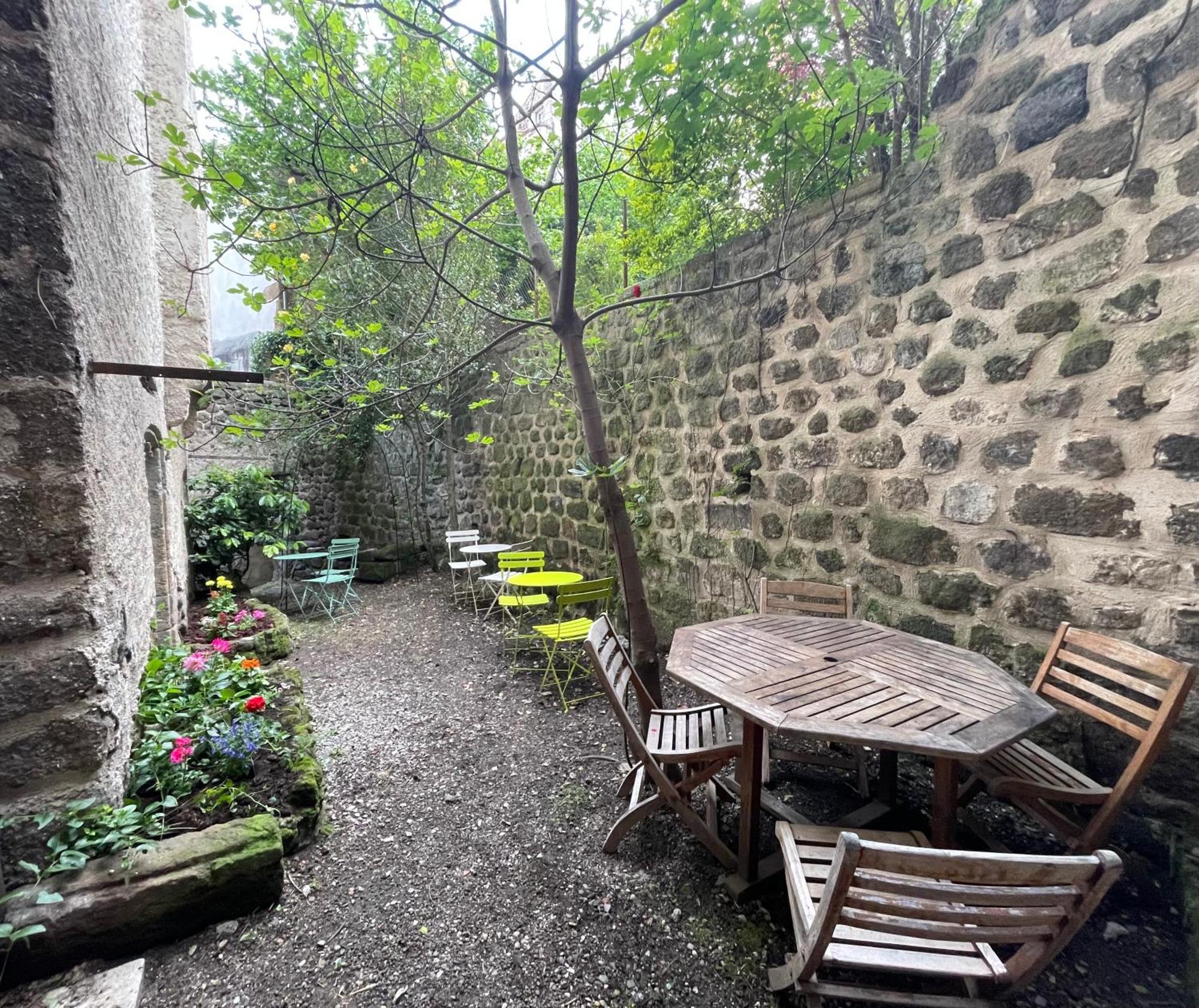 Aux Portes Du Mont Anis Le Puy-en-Velay Exterior foto