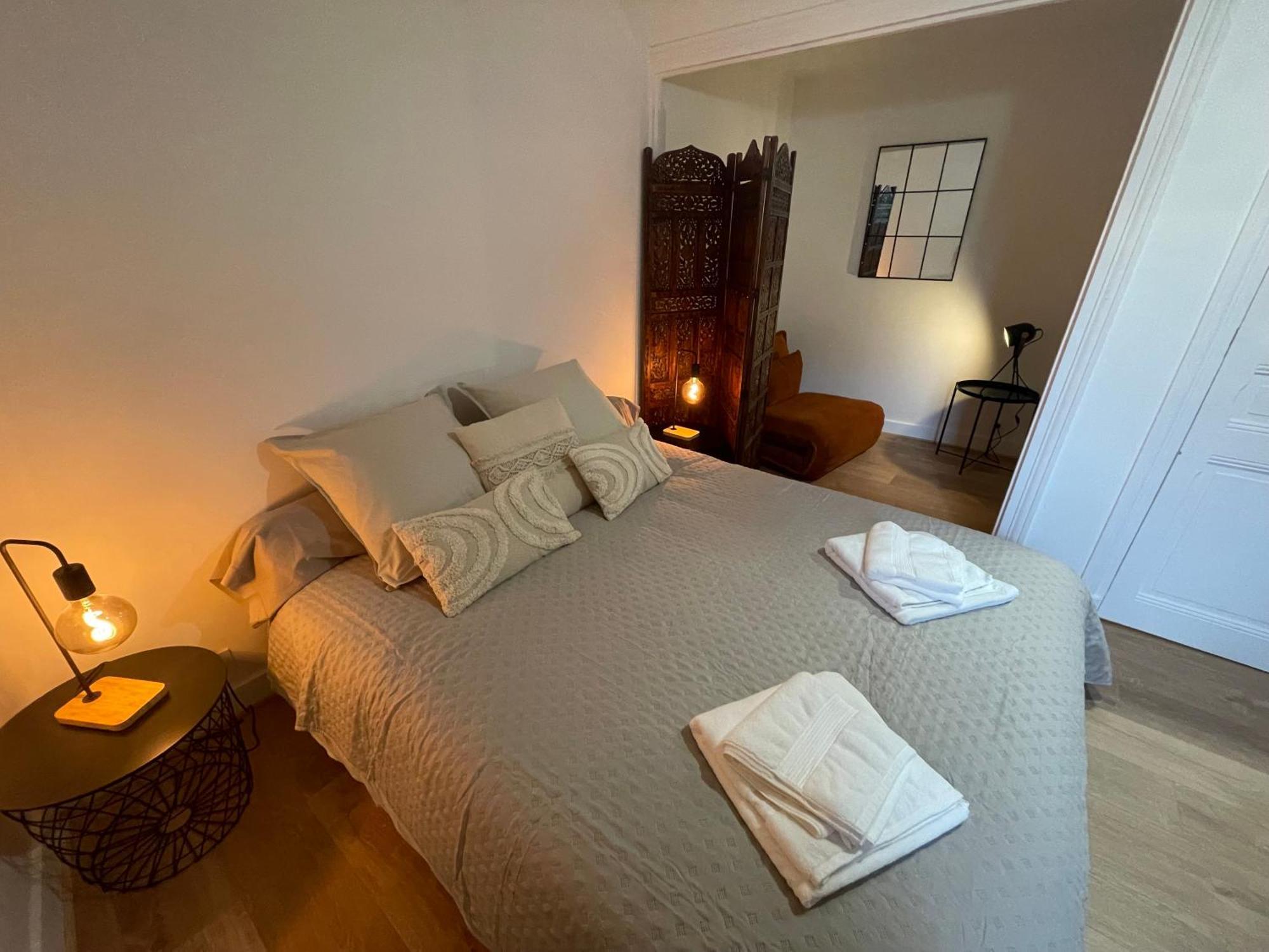 Aux Portes Du Mont Anis Le Puy-en-Velay Quarto foto