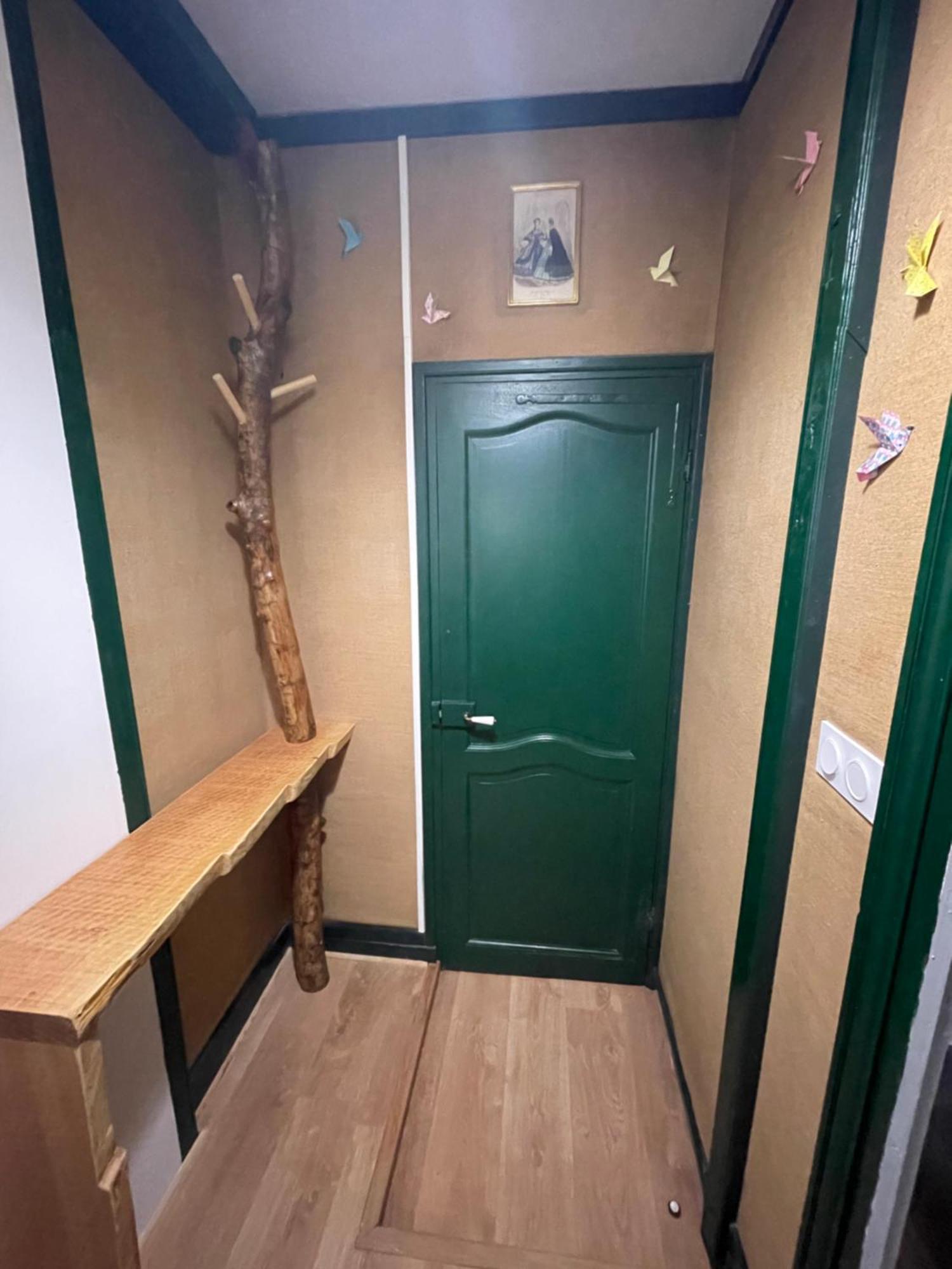 Aux Portes Du Mont Anis Le Puy-en-Velay Quarto foto